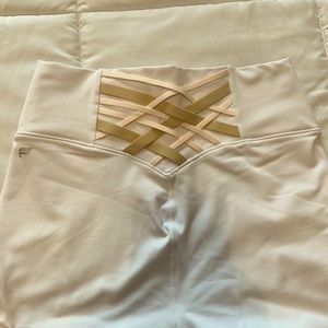 PowerHold Fabletics leggings